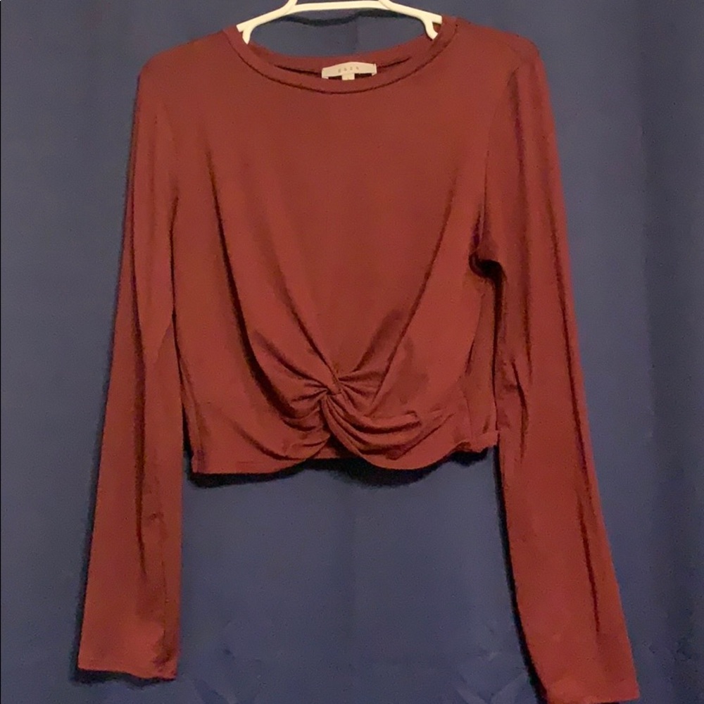 Long sleeve crop top